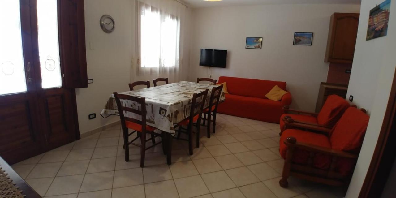 Casa Giovanna Porto Pino Exteriér fotografie